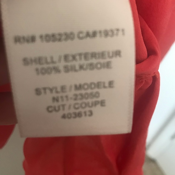 Joie sleeveless tie silk shirt size small - Picture 6 of 6